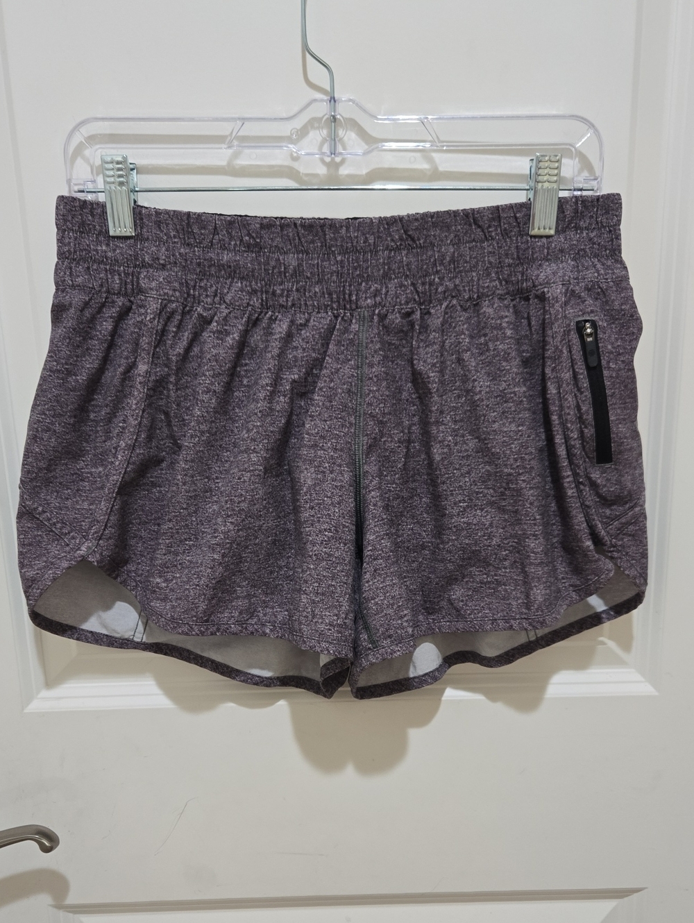 lululemon athletica women's heathered Grey running shorts